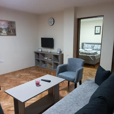 Garden 公寓 Surčin