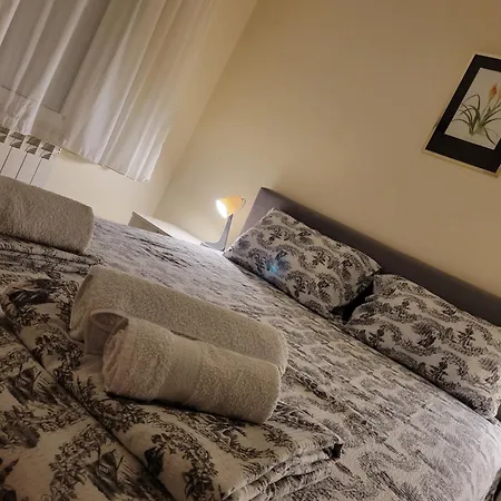 公寓 Garden Surčin